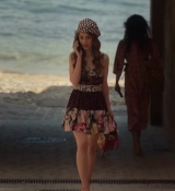 Emily_in_Paris_S02E02_WEBRip_x264-ION10_0652.jpg