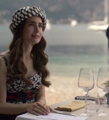 Emily_in_Paris_S02E02_WEBRip_x264-ION10_0790.jpg
