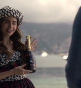 Emily_in_Paris_S02E02_WEBRip_x264-ION10_0849.jpg