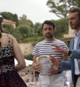 Emily_in_Paris_S02E02_WEBRip_x264-ION10_0854.jpg