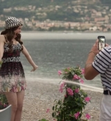 Emily_in_Paris_S02E02_WEBRip_x264-ION10_0894.jpg
