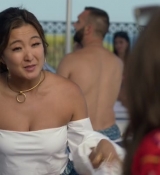 Emily_in_Paris_S02E02_WEBRip_x264-ION10_1070.jpg