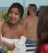 Emily_in_Paris_S02E02_WEBRip_x264-ION10_1092.jpg