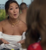 Emily_in_Paris_S02E02_WEBRip_x264-ION10_1118.jpg
