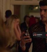 Emily_in_Paris_S02E02_WEBRip_x264-ION10_1470.jpg
