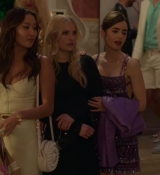 Emily_in_Paris_S02E02_WEBRip_x264-ION10_1487.jpg