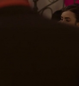 Emily_in_Paris_S02E02_WEBRip_x264-ION10_1509.jpg