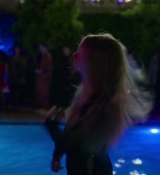 Emily_in_Paris_S02E02_WEBRip_x264-ION10_1615.jpg