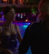 Emily_in_Paris_S02E02_WEBRip_x264-ION10_1733.jpg