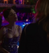 Emily_in_Paris_S02E02_WEBRip_x264-ION10_1734.jpg