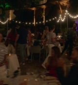 Emily_in_Paris_S02E02_WEBRip_x264-ION10_1780.jpg