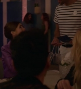Emily_in_Paris_S02E02_WEBRip_x264-ION10_1802.jpg