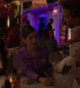 Emily_in_Paris_S02E02_WEBRip_x264-ION10_1812.jpg