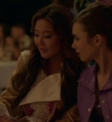 Emily_in_Paris_S02E02_WEBRip_x264-ION10_2130.jpg