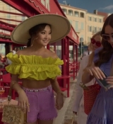 Emily_in_Paris_S02E02_WEBRip_x264-ION10_2570.jpg