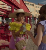Emily_in_Paris_S02E02_WEBRip_x264-ION10_2583.jpg