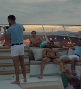 Emily_in_Paris_S02E02_WEBRip_x264-ION10_2673.jpg