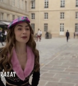 Emily_in_Paris_S02E03_WEBRip_x264-ION10_0371.jpg