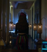 Emily_in_Paris_S02E03_WEBRip_x264-ION10_0625.jpg