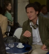 Emily_in_Paris_S02E03_WEBRip_x264-ION10_1071.jpg