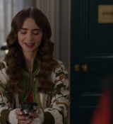 Emily_in_Paris_S02E03_WEBRip_x264-ION10_1191.jpg