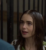 Emily_in_Paris_S02E03_WEBRip_x264-ION10_1564.jpg