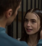 Emily_in_Paris_S02E03_WEBRip_x264-ION10_1605.jpg