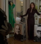 Emily_in_Paris_S02E03_WEBRip_x264-ION10_1726.jpg
