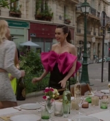 Emily_in_Paris_S02E03_WEBRip_x264-ION10_1884.jpg