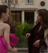 Emily_in_Paris_S02E03_WEBRip_x264-ION10_2009.jpg