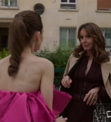 Emily_in_Paris_S02E03_WEBRip_x264-ION10_2013.jpg