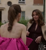 Emily_in_Paris_S02E03_WEBRip_x264-ION10_2014.jpg