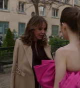 Emily_in_Paris_S02E03_WEBRip_x264-ION10_2023.jpg