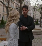 Emily_in_Paris_S02E03_WEBRip_x264-ION10_2067.jpg