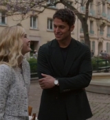 Emily_in_Paris_S02E03_WEBRip_x264-ION10_2074.jpg