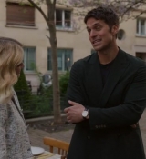 Emily_in_Paris_S02E03_WEBRip_x264-ION10_2081.jpg