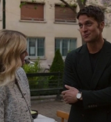 Emily_in_Paris_S02E03_WEBRip_x264-ION10_2086.jpg