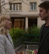 Emily_in_Paris_S02E03_WEBRip_x264-ION10_2100.jpg