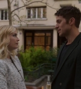 Emily_in_Paris_S02E03_WEBRip_x264-ION10_2102.jpg
