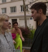 Emily_in_Paris_S02E03_WEBRip_x264-ION10_2108.jpg
