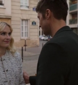 Emily_in_Paris_S02E03_WEBRip_x264-ION10_2125.jpg