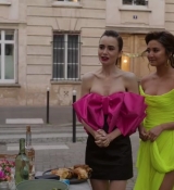 Emily_in_Paris_S02E03_WEBRip_x264-ION10_2146.jpg