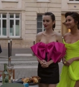 Emily_in_Paris_S02E03_WEBRip_x264-ION10_2150.jpg