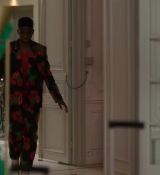 Emily_in_Paris_S02E03_WEBRip_x264-ION10_2161.jpg