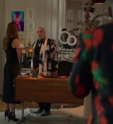 Emily_in_Paris_S02E03_WEBRip_x264-ION10_2169.jpg
