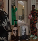 Emily_in_Paris_S02E03_WEBRip_x264-ION10_2205.jpg