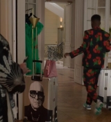 Emily_in_Paris_S02E03_WEBRip_x264-ION10_2262.jpg