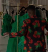Emily_in_Paris_S02E03_WEBRip_x264-ION10_2265.jpg