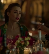 Emily_in_Paris_S02E03_WEBRip_x264-ION10_2328.jpg