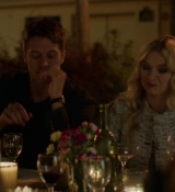 Emily_in_Paris_S02E03_WEBRip_x264-ION10_2334.jpg